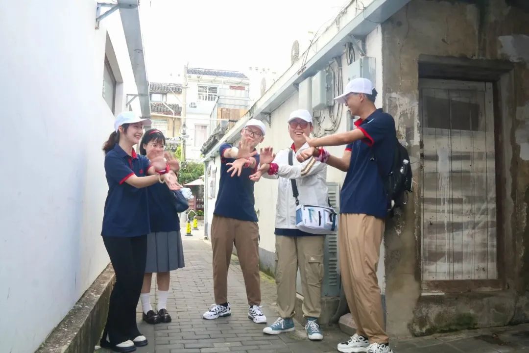 我們一起奔赴山海，領(lǐng)跑未來！
