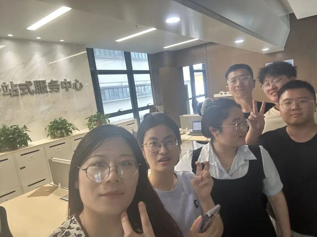我們一起奔赴山海，領(lǐng)跑未來！